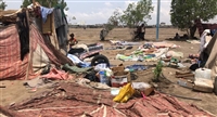 مفوضية اللاجئين: تأثر وجرف مساكن لعائلات نازحة بمأرب جراء الأمطار الغزيرة