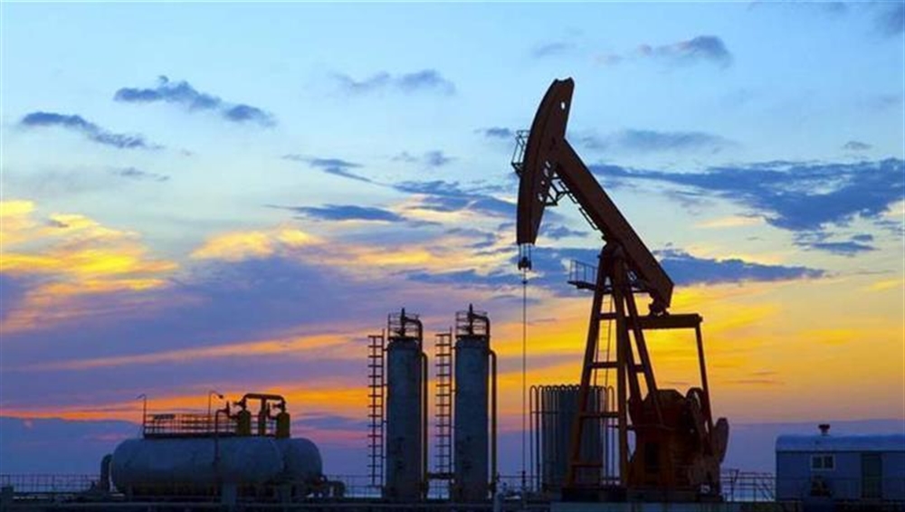 وكالة: النفط يرتفع بفعل اضطرابات العراق مع تنحية مخاوف الطلب جانبا