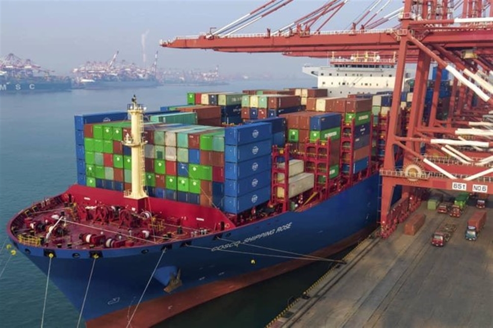 انكماش صادرات الصين في نوفمبر ونمو الواردات يشيران لتعافي الطلب