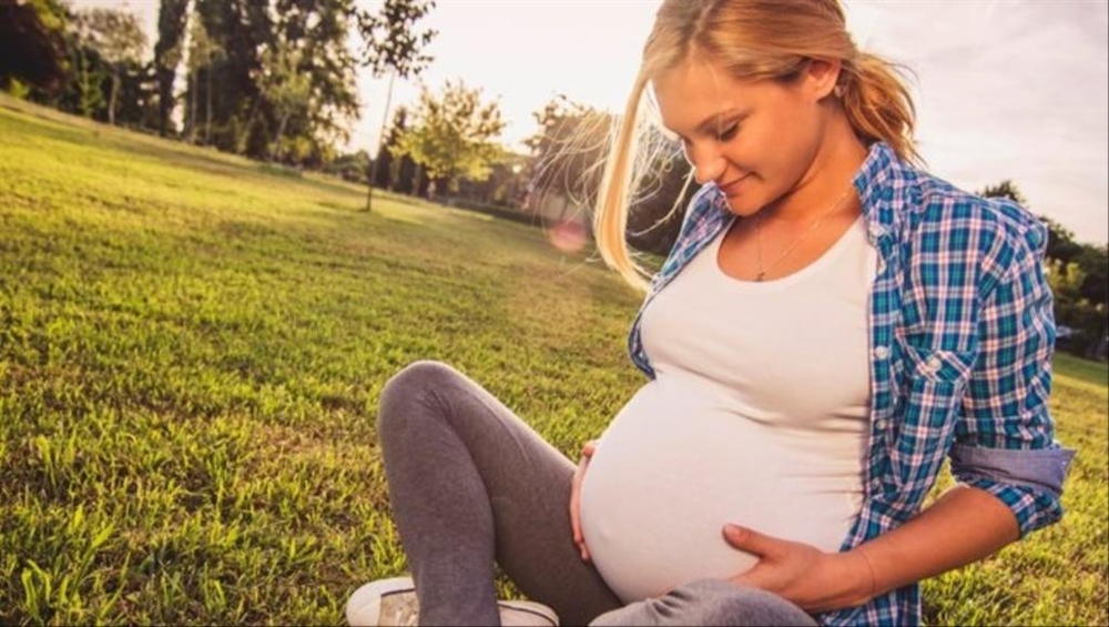 دراسة: القلق والتوتر خلال الحمل خطر على دماغ الجنين