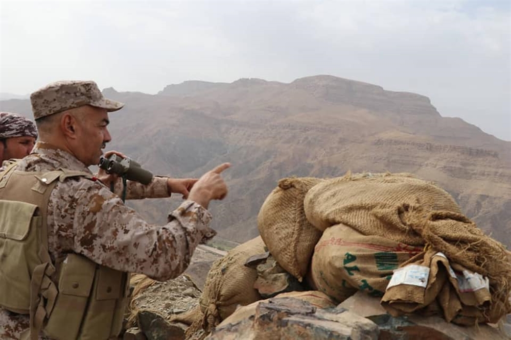 قائد عسكري: الجيش يحقق انتصارات في "صرواح" بمأرب