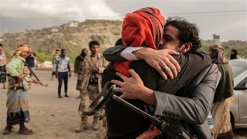 الحوثيون يعلنون نجاح عملية تبادل للأسرى مع الجيش في الجوف