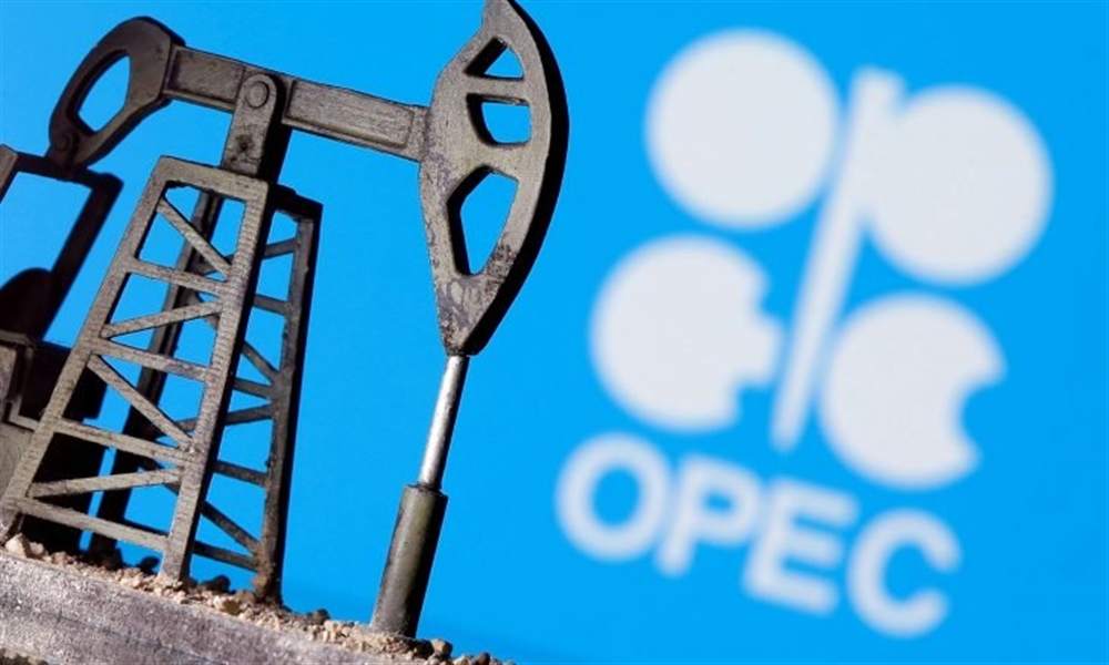وكالة: السعودية وروسيا تتفقان على تخفيضات إنتاج النفط